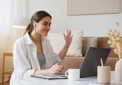 چگونه Speaking خود را بدون پارتنر تمرین کنیم؟